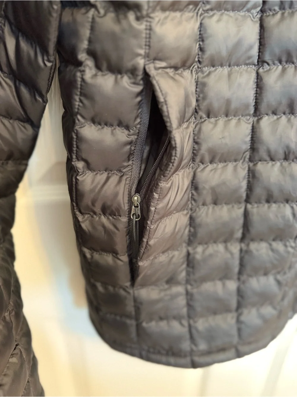 The North Face Thermal Jacket – Men’s Large